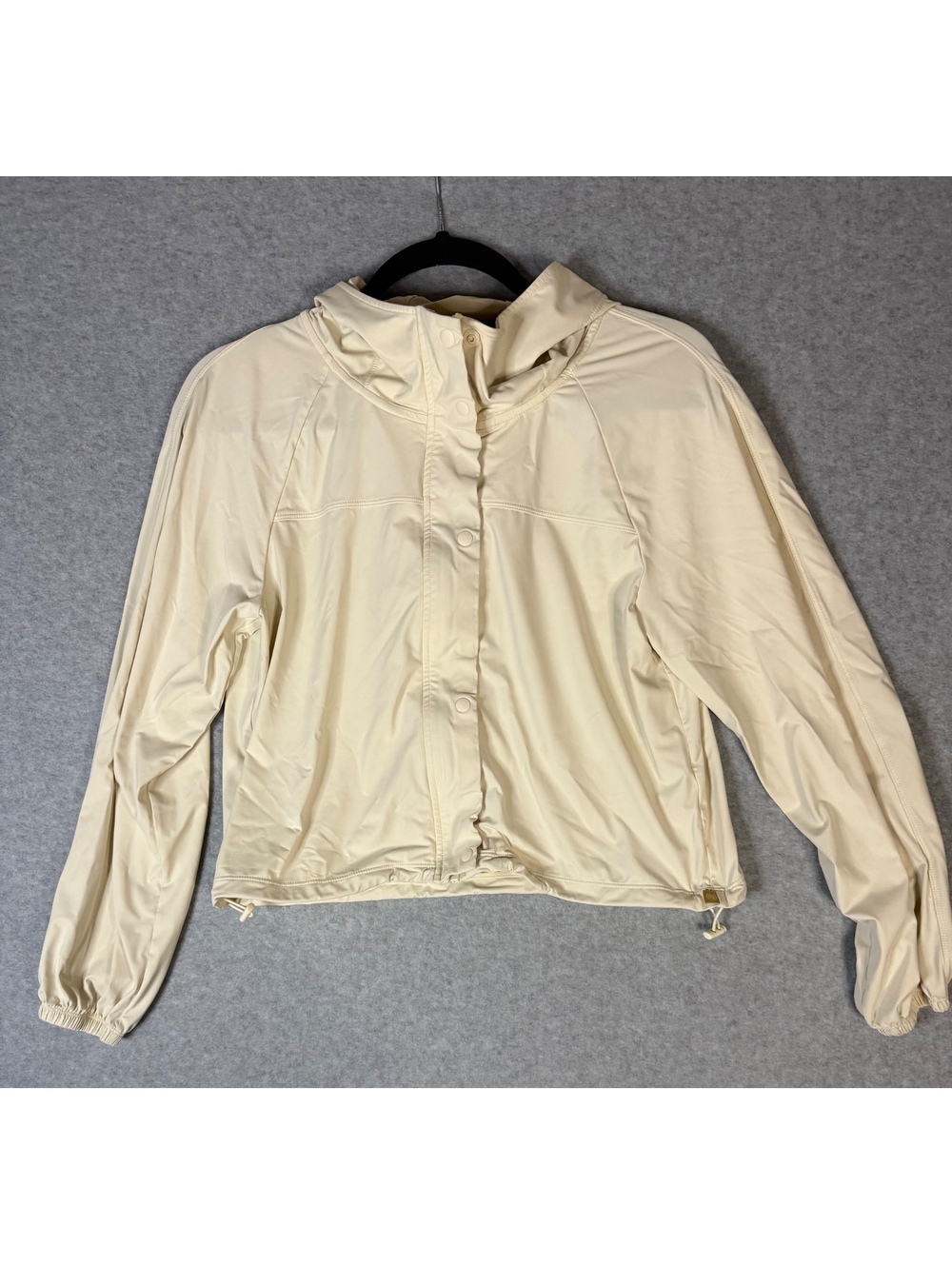 Neiwai Light Weight Windbreaker Jacket Size S